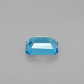 Topaz Gemstone in 8 x 6 mm (calibrated) Size for Sale, Topaz Stone in Swiss Blue Color