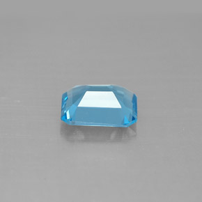 Topaz Gemstone in 8 x 6 mm (calibrated) Size for Sale, Topaz Stone in Swiss Blue Color