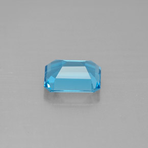 Topaz Gemstone in 8 x 6 mm (calibrated) Size for Sale, Topaz Stone in Swiss Blue Color