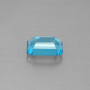 Topaz Gemstone in 8 x 6 mm (calibrated) Size for Sale, Topaz Stone in Swiss Blue Color