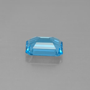 Topaz Gemstone in 8 x 6 mm (calibrated) Size for Sale, Topaz Stone in Swiss Blue Color