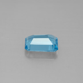 Topaz Gemstone in 8 x 6 mm (calibrated) Size for Sale, Topaz Stone in Swiss Blue Color