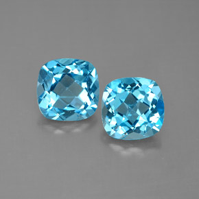 3.57 ct Blue Topaz Gemstone, Topaz Gem in Cushion-Cut Shape for Sale.