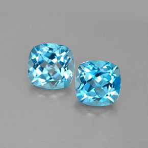3.53 ct Blue Topaz Gemstone, Topaz Gem in Cushion-Cut Shape for Sale.