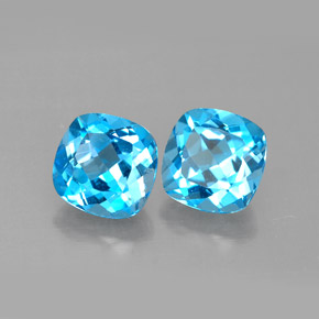 3.92 ct Blue Topaz Stone, Natural Topaz in Cushion-Cut Shape for Sale