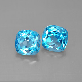 4.10 ct Blue Topaz Stone, Natural Topaz in Cushion-Cut Shape for Sale