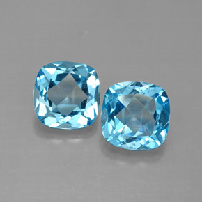 3.35 ct Blue Topaz Gemstone, Topaz Gem in Cushion-Cut Shape for Sale.