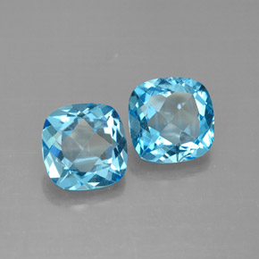 3.35 ct Blue Topaz Stone, Natural Topaz in Cushion-Cut Shape for Sale