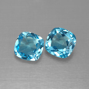 2.93 ct Blue Topaz Stone, Natural Topaz in Cushion-Cut Shape for Sale