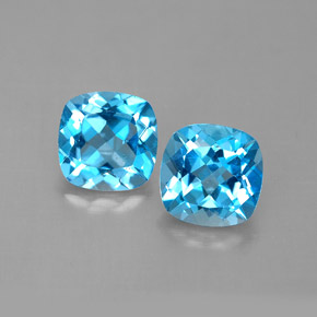3.39 ct Blue Topaz Gemstone, Topaz Gem in Cushion-Cut Shape for Sale.
