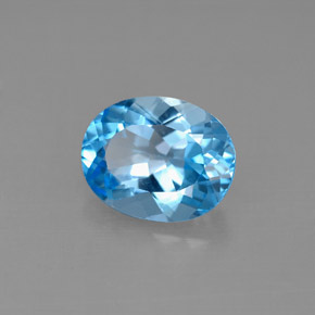 2.90 ct Blue Topaz Gemstone, Topaz Gem in Oval Facet Shape for Sale.
