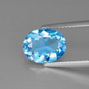 2.93 ct Blue Topaz Gemstone, Topaz Gem in Oval Facet Shape for Sale.