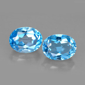 5.02 ct Blue Topaz Gemstone, Topaz Gem in Oval Facet Shape for Sale.