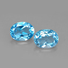 4.37 ct Blue Topaz Gemstone, Topaz Gem in Oval Facet Shape for Sale.