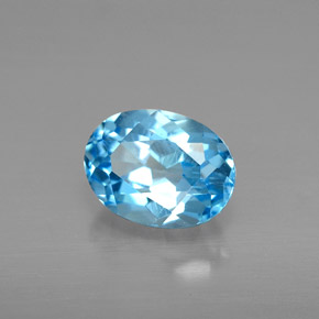 1.72 ct Blue Topaz Gemstone, Topaz Gem in Oval Facet Shape for Sale.