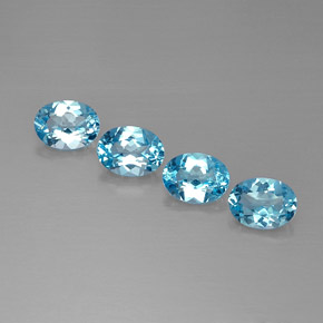 5.56 ct Blue Topaz Gemstone, Topaz Gem in Oval Facet Shape for Sale.