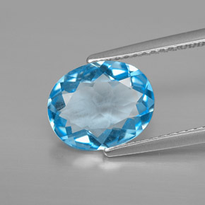 2.87 ct Blue Topaz Gemstone, Topaz Gem in Oval Facet Shape for Sale.
