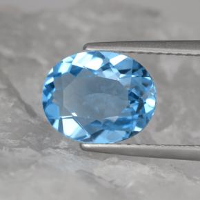 2.89 ct Blue Topaz Gemstone, Topaz Gem in Oval Facet Shape for Sale.