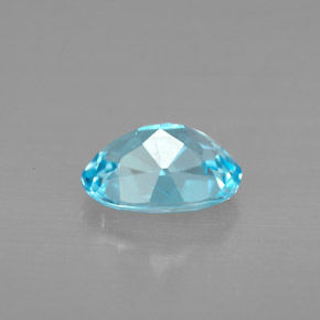 Topaz Gemstone in 8 x 6 mm (calibrated) Size for Sale, Topaz Stone in Swiss Blue Color