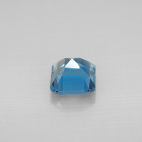 Topaz Gemstone in 6 x 6 mm Size for Sale, Topaz Stone in London Blue Color