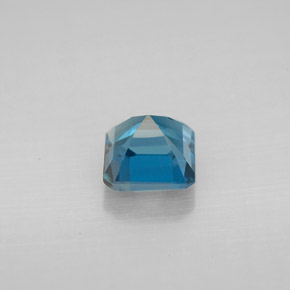 Topaz Gemstone in 6.1 x 6 mm Size for Sale, Topaz Stone in London Blue Color