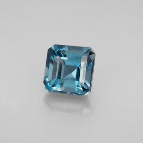 1.54 ct Blue Topaz Gemstone, Topaz Gem in Octagon Facet Shape for Sale.
