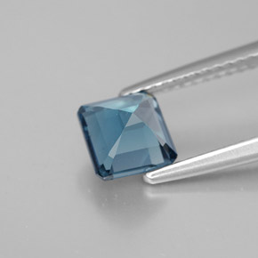 Topaz Gemstone in 6.1 x 6.1 mm Size for Sale, Topaz Stone in London Blue Color