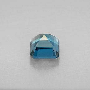 Topaz Gemstone in 6.1 x 6 mm Size for Sale, Topaz Stone in London Blue Color
