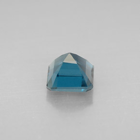 Topaz Gemstone in 6 x 6 mm Size for Sale, Topaz Stone in London Blue Color