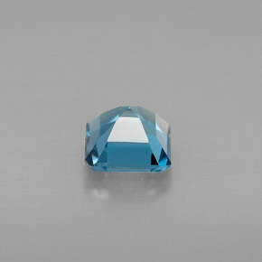Topaz Gemstone in 6 x 6 mm Size for Sale, Topaz Stone in London Blue Color