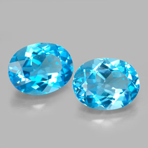 4.89 ct Blue Topaz Gemstone, Topaz Gem in Oval Facet Shape for Sale.