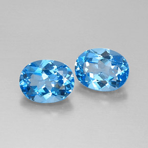 4.90 ct Blue Topaz Gemstone, Topaz Gem in Oval Facet Shape for Sale.