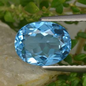 2.34 ct Blue Topaz Gemstone, Topaz Gem in Oval Facet Shape for Sale.