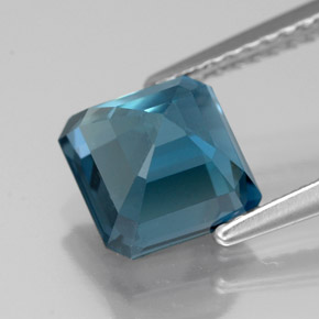 Topaz Gemstone in 7.2 x 7.2 mm Size for Sale, Topaz Stone in London Blue Color