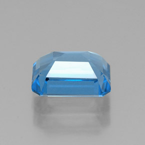 Topaz Gemstone in 8 x 6 mm (calibrated) Size for Sale, Topaz Stone in Swiss Blue Color