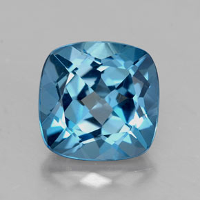 2.71 ct Blue Topaz Gemstone, Topaz Gem in Cushion-Cut Shape for Sale.