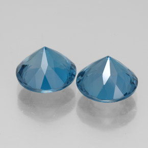 Topaz Gemstone in 8 mm (calibrated) Size for Sale, Topaz Stone in London Blue Color