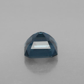 Topaz Gemstone in 6.2 x 6.2 mm Size for Sale, Topaz Stone in London Blue Color
