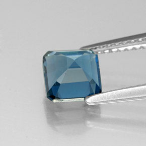 Topaz Gemstone in 6 x 6 mm Size for Sale, Topaz Stone in London Blue Color