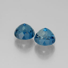 Topaz Gemstone in 6 mm (calibrated) Size for Sale, Topaz Stone in London Blue Color