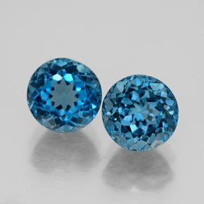4.13 ct Blue Topaz Gemstone, Topaz Gem in Round Facet Shape for Sale.