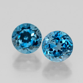 2.26 ct Blue Topaz Gemstone, Topaz Gem in Round Facet Shape for Sale.