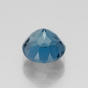 Topaz Gemstone in 7 mm (calibrated) Size for Sale, Topaz Stone in London Blue Color
