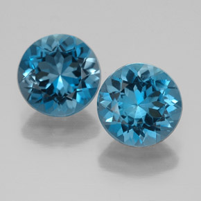 4.80 ct Blue Topaz Gemstone, Topaz Gem in Round Facet Shape for Sale.