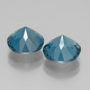 Topaz Gemstone in 8 mm (calibrated) Size for Sale, Topaz Stone in London Blue Color