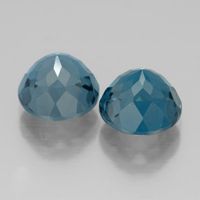 Topaz Gemstone in 8 mm (calibrated) Size for Sale, Topaz Stone in London Blue Color