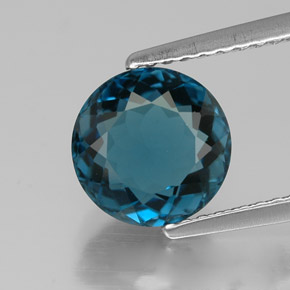 2.51 ct Blue Topaz Gemstone, Topaz Gem in Round Facet Shape for Sale.