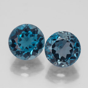 3.74 ct Blue Topaz Gemstone, Topaz Gem in Round Facet Shape for Sale.