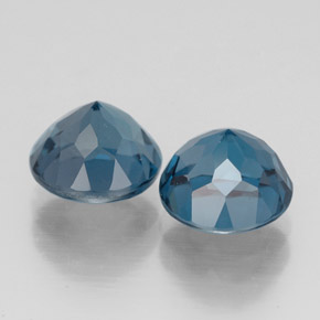 Topaz Gemstone in 7 mm (calibrated) Size for Sale, Topaz Stone in London Blue Color