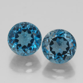 3.83 ct Blue Topaz Gemstone, Topaz Gem in Round Facet Shape for Sale.
